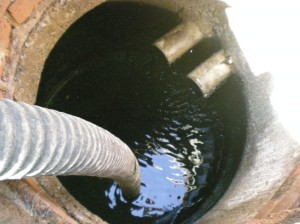 Відкачування каналізації